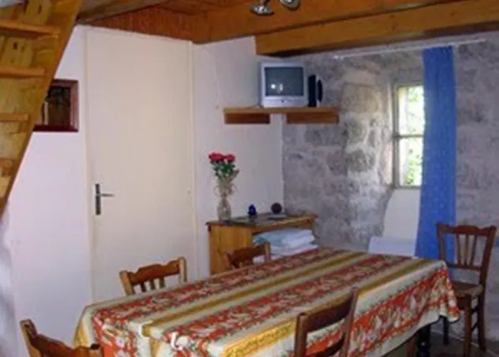 招待所 Ferme La Tindelle